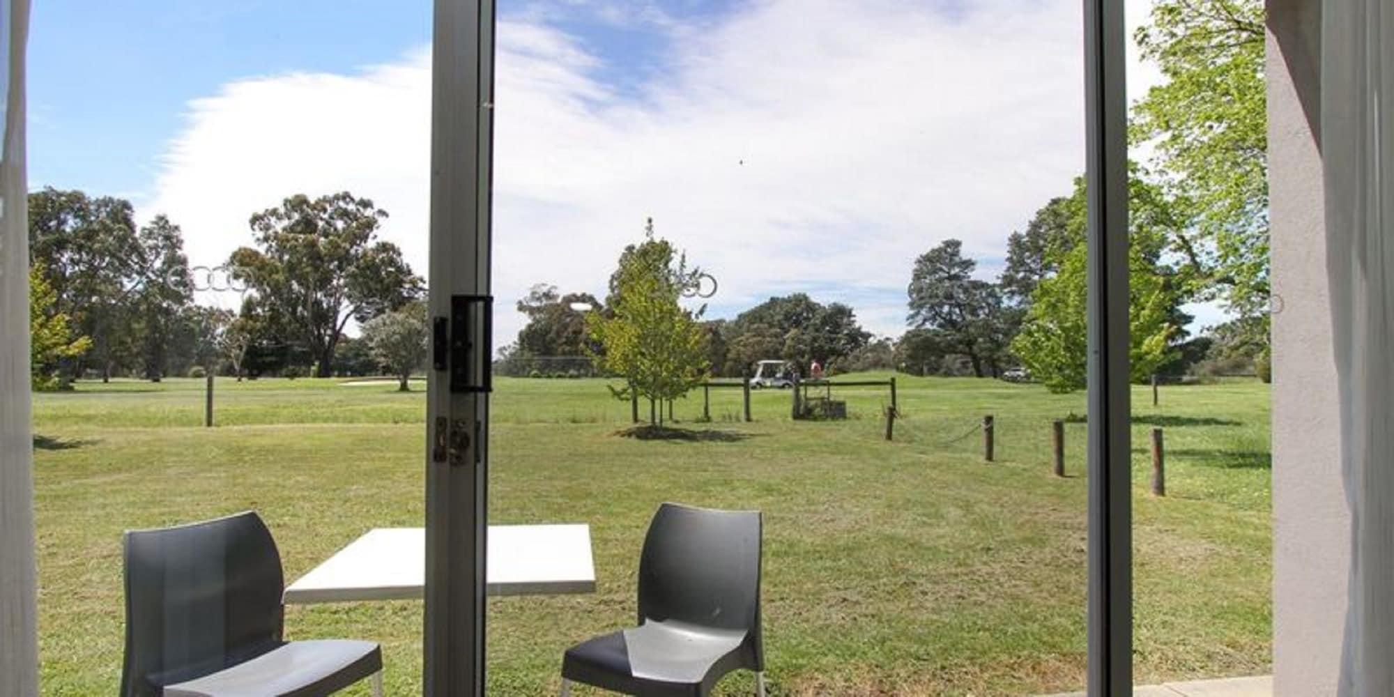 Quality Inn & Suites Traralgon Bagian luar foto