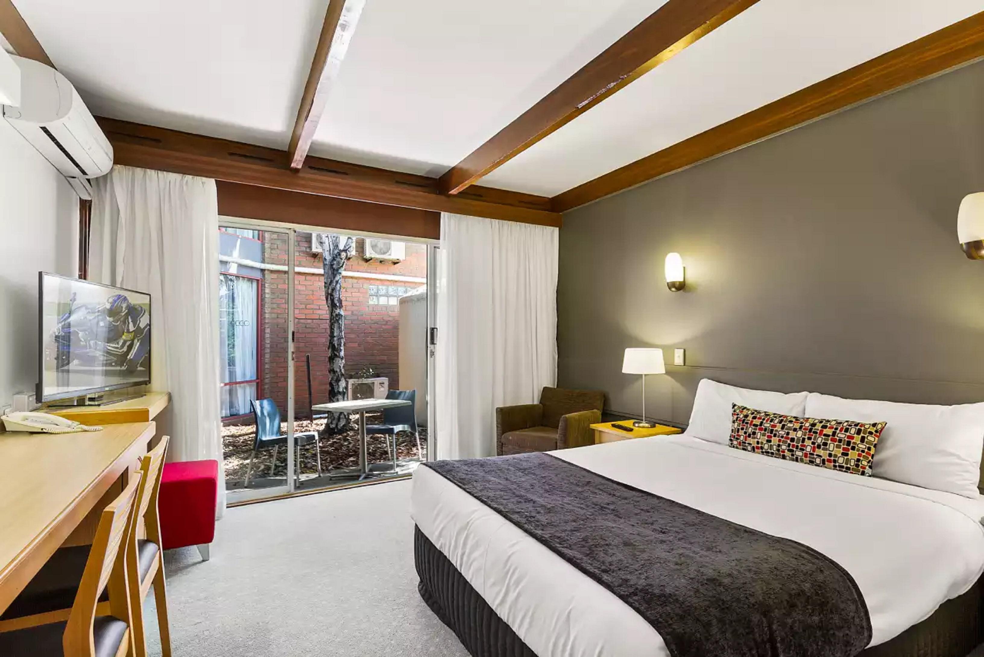 Quality Inn & Suites Traralgon Bagian luar foto