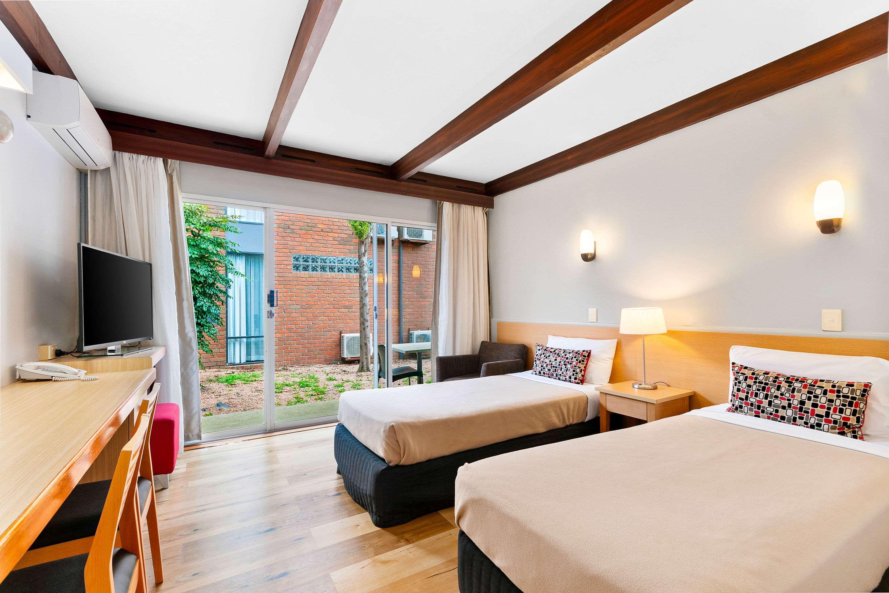 Quality Inn & Suites Traralgon Bagian luar foto