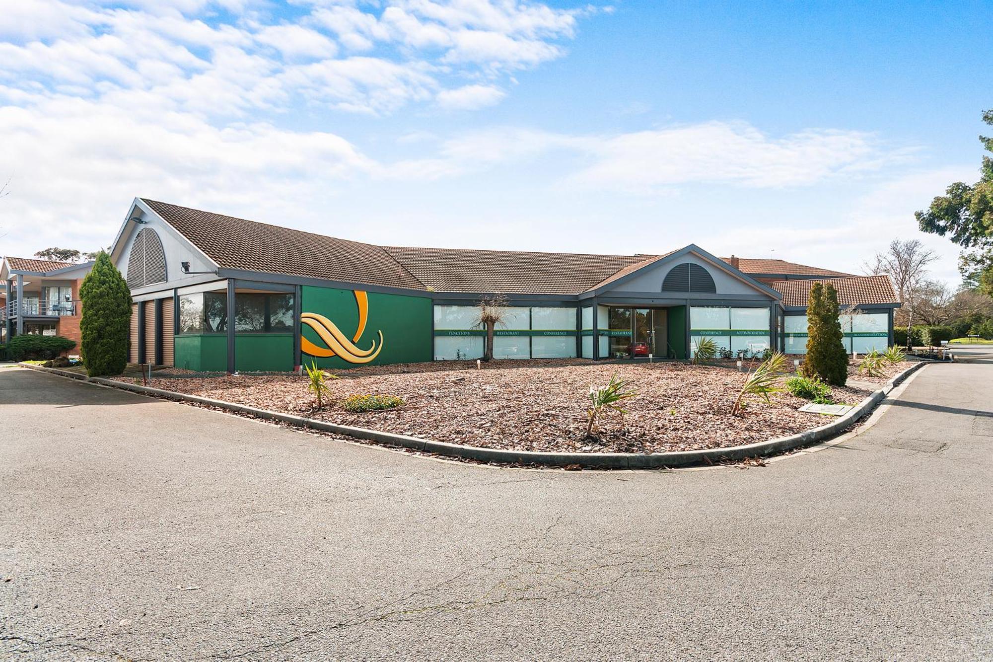 Quality Inn & Suites Traralgon Bagian luar foto